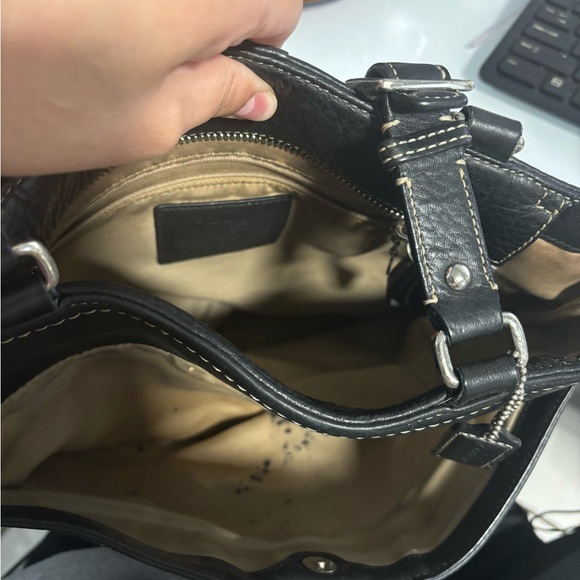 Coach - Picture 5 of 5